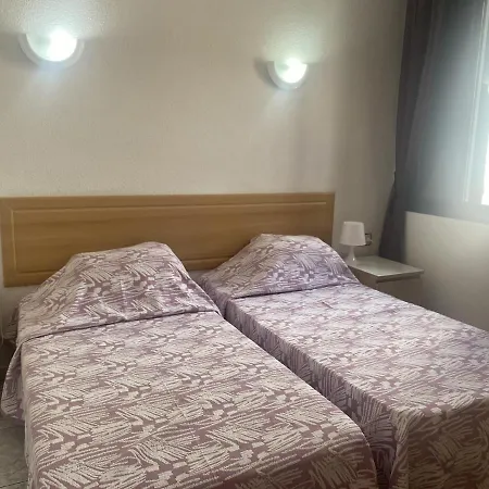 1 Bed 8a1, Victoria Court 1, Cristianos, Tenerife Appartement Arona (Tenerife)